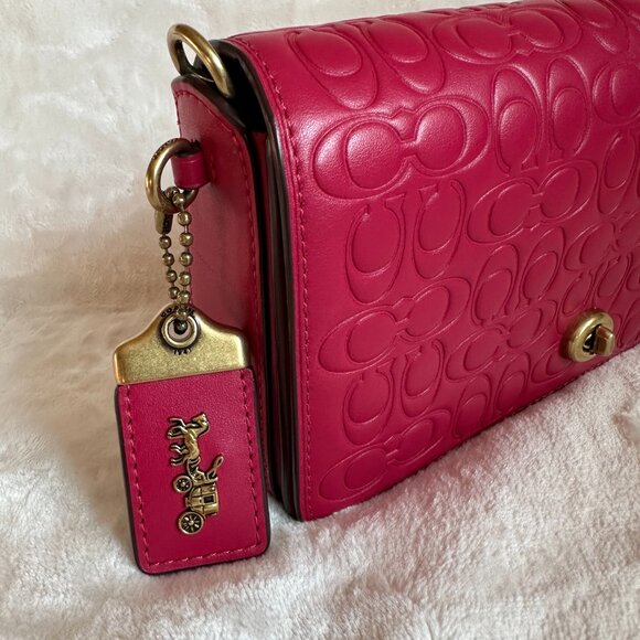NWOT! Coach Dinky Signature Convertible Shoulder Bag In Bright Cherry Leather - Picture 4 of 15